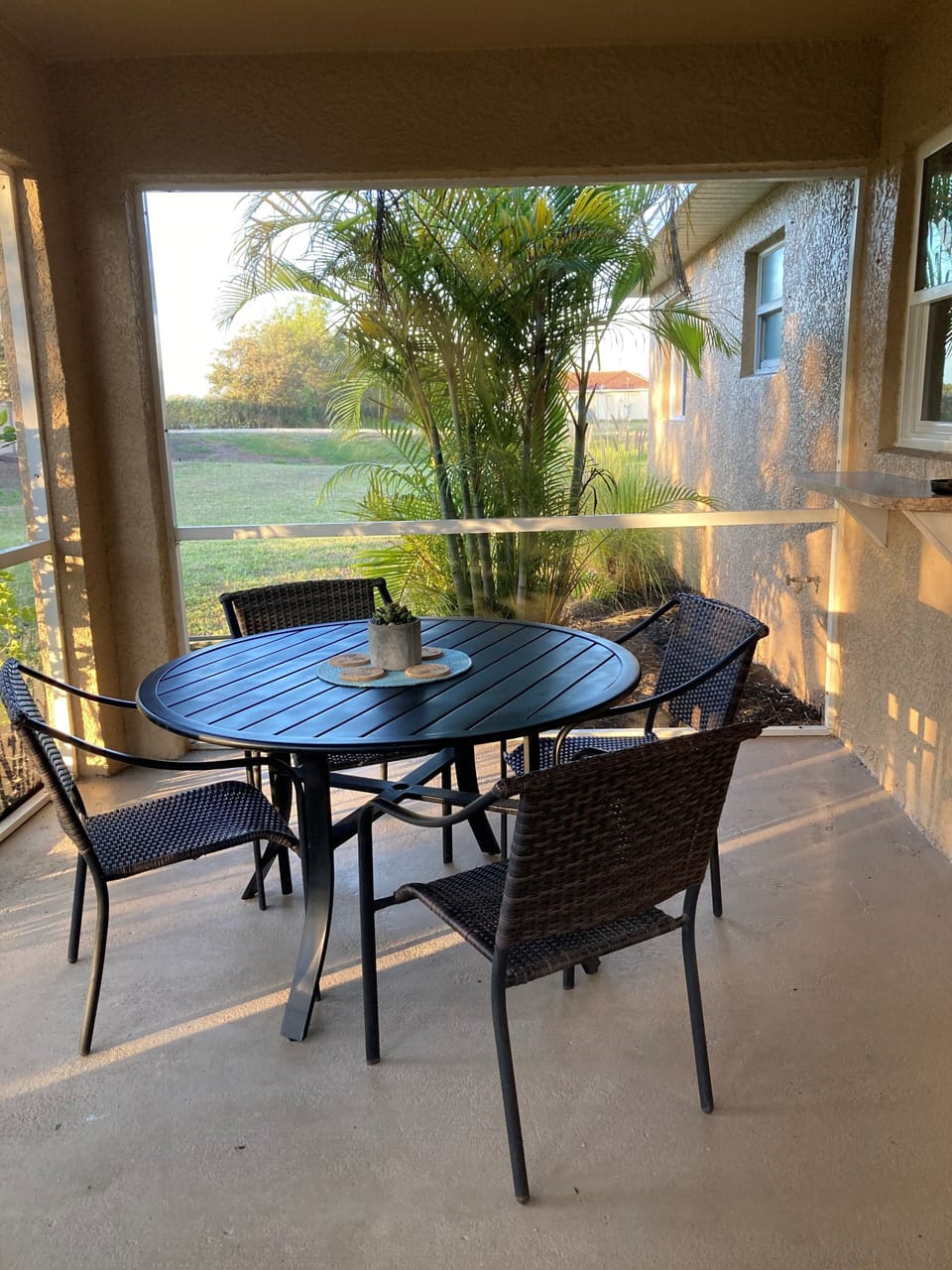 Outdoor dining