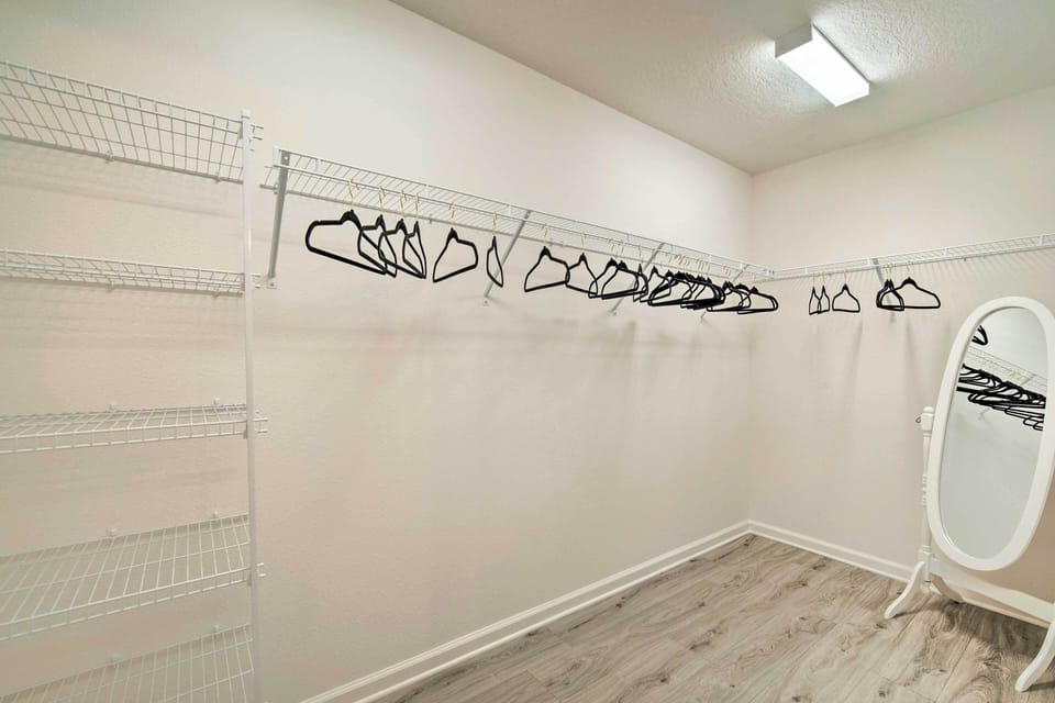 Walk-In Closet