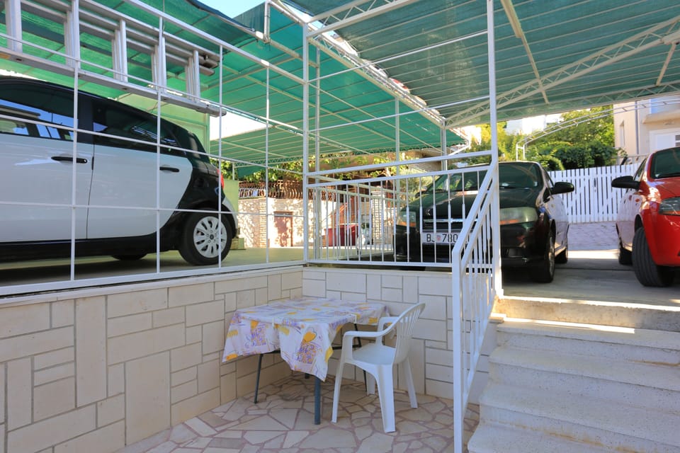 Terrace 2