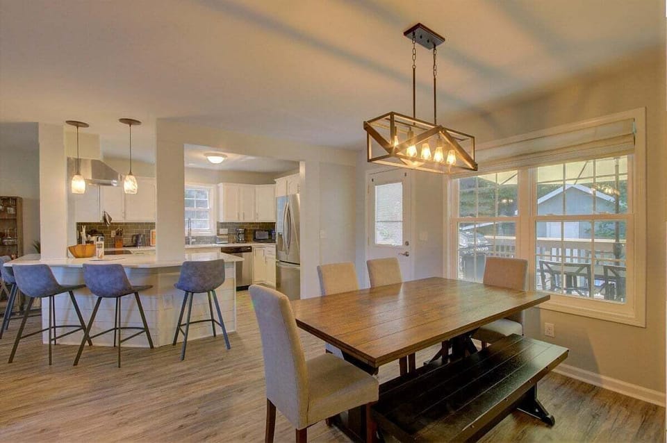 Dining area with seating for six.