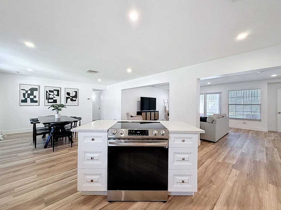 Kitchen - Open with Island