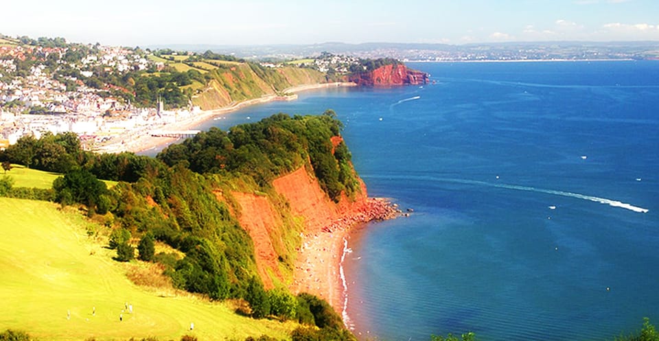 fabulous coastal path right on the doorstep!