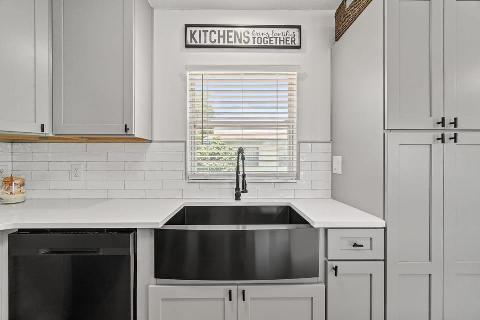 10-web-or-mls-138-chelsea-dr