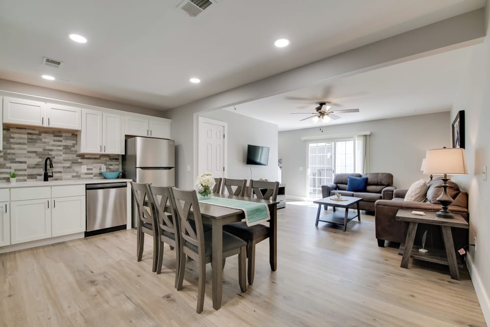 Kimberling City Vacation Rental | 2BR | 1.5BA | 1 Step Required | 1,100 Sq Ft