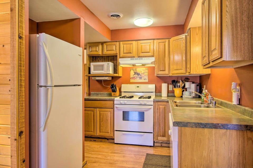 Kitchen | Cooking Basics | Coffee Maker | Toaster