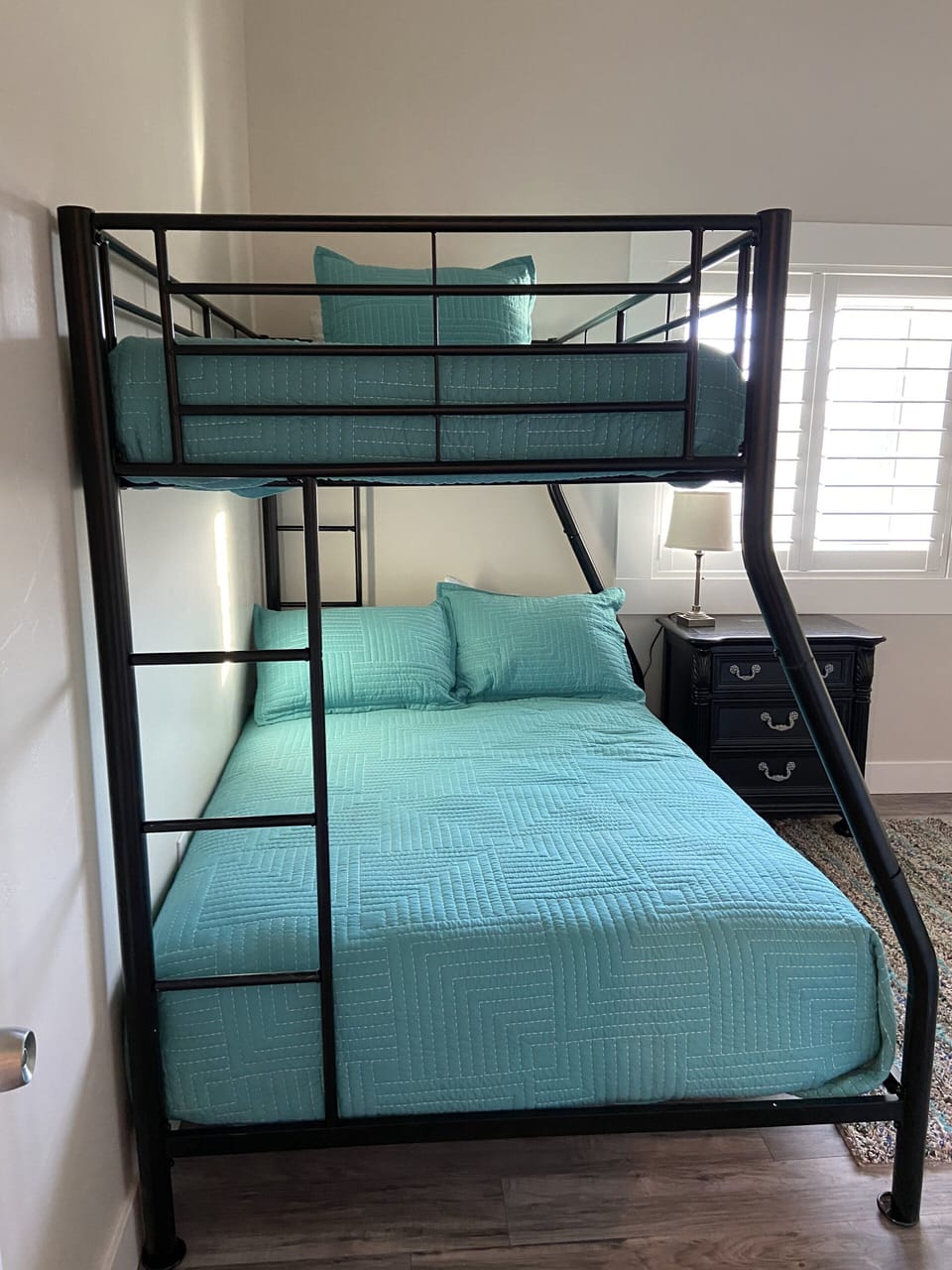 2nd bedroom with double and twin bunk bed. 