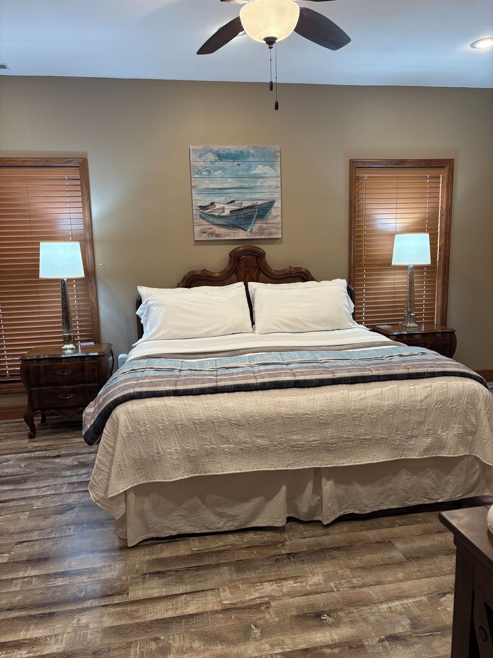 Bedroom 1 - King Size Bed