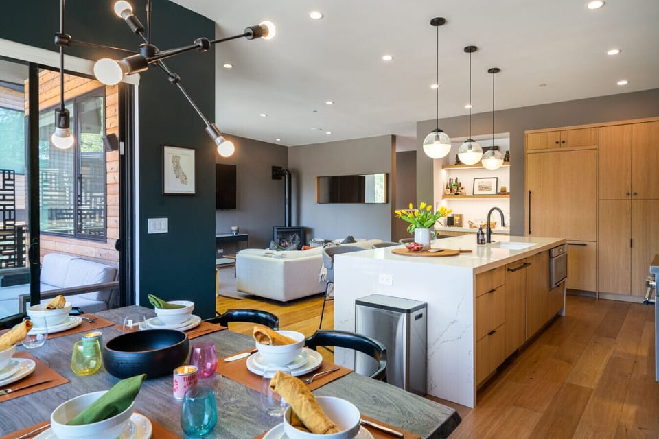 Plenty of place settings