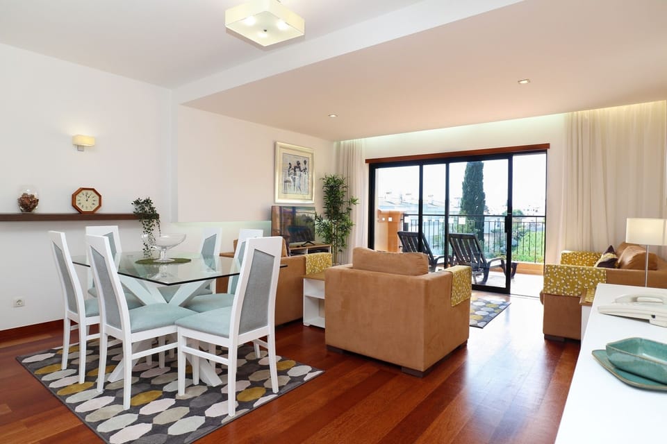 Living/Dining Room area