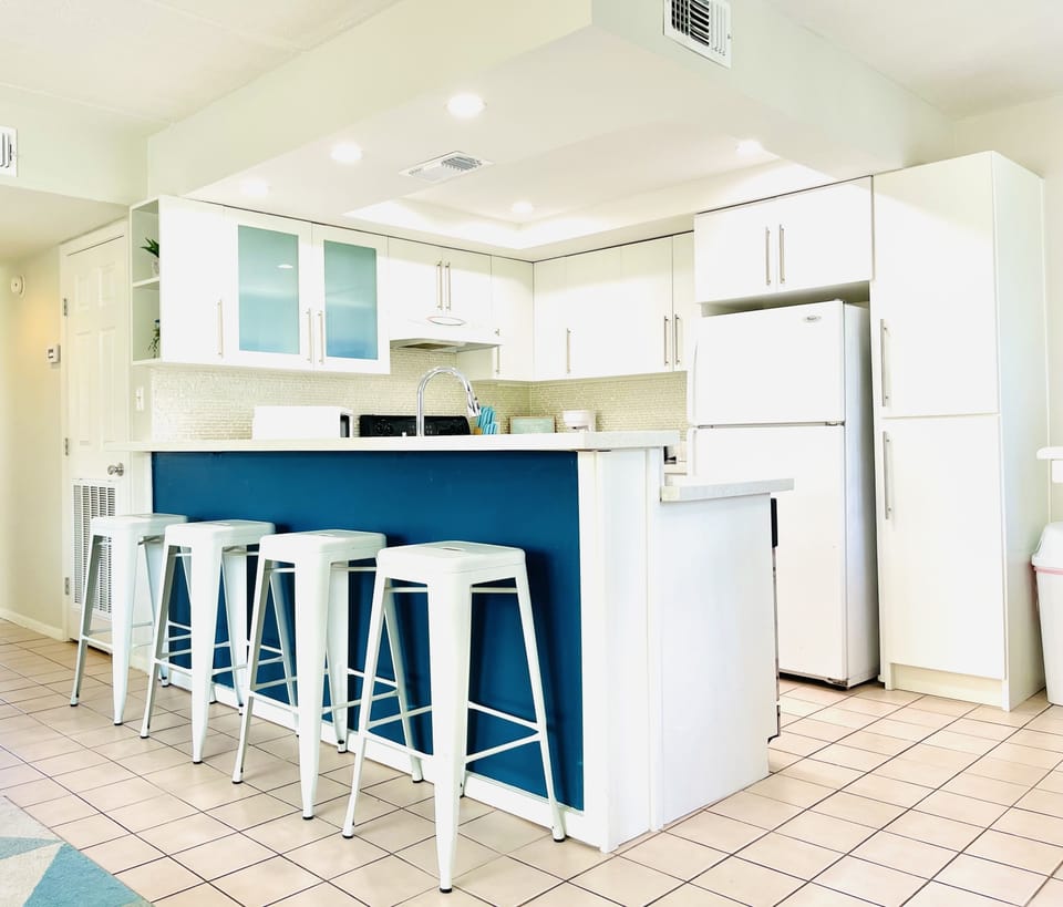 Kitchen Bar