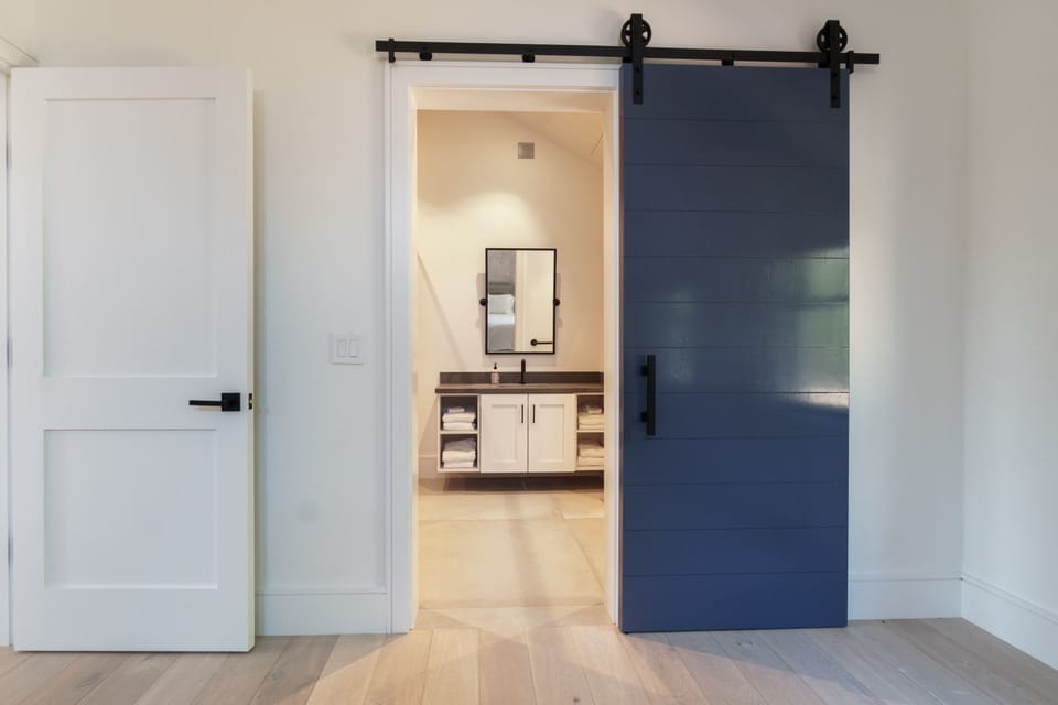 Suite 2: Accessible.  Wide doors and roll in shower.
