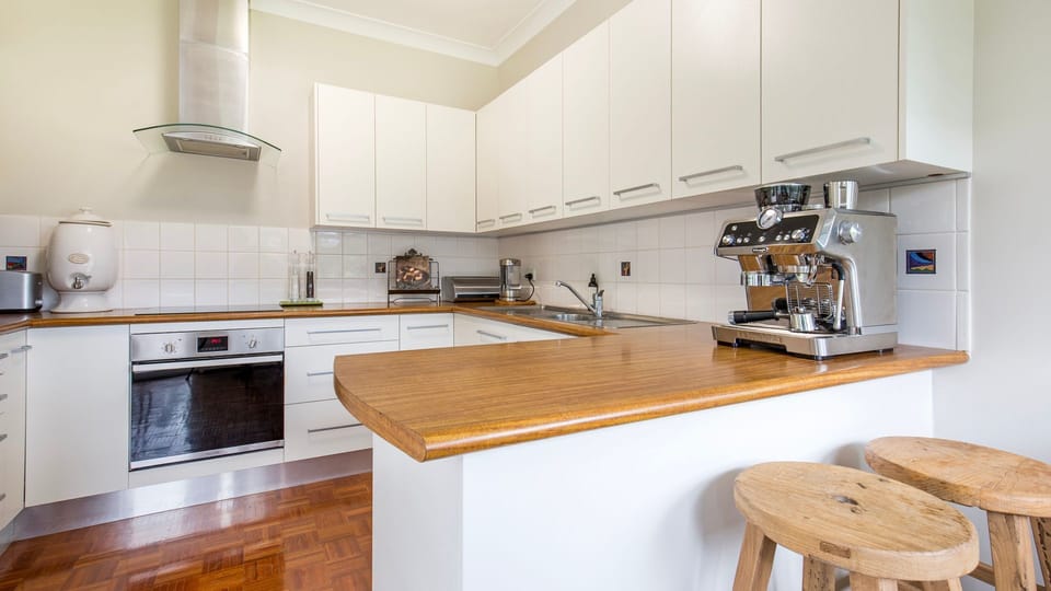 Latitude South Coast - pet friendly accommodation south coast kitchen with oven and espresso machine