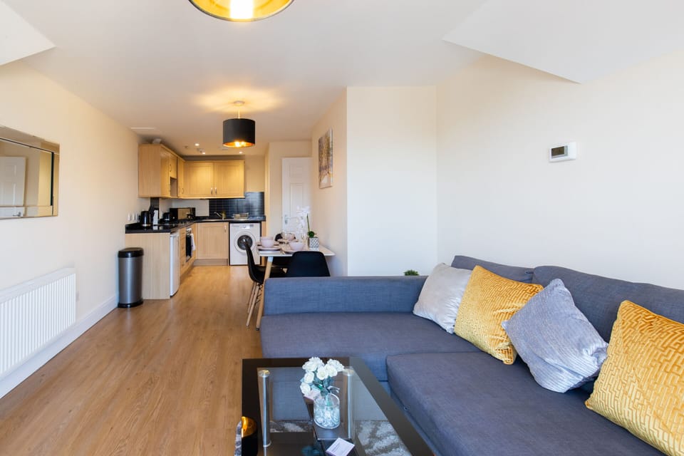 Living Room / Lounge