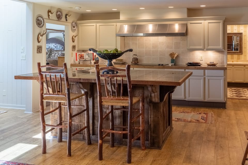 Bar Seating in kitchen