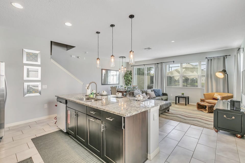 Fully equipped kitchen area