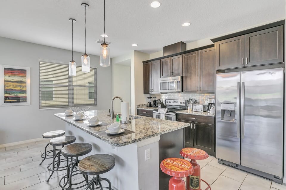 Fully equipped kitchen area