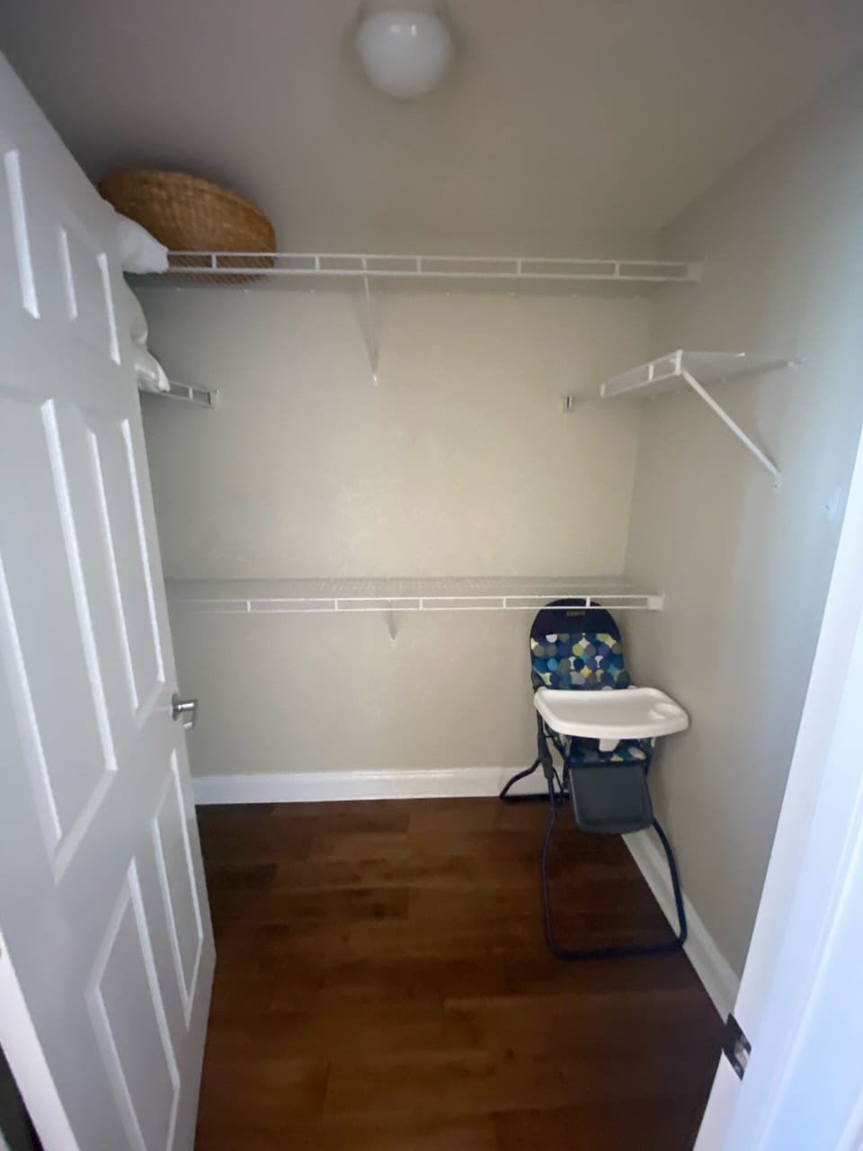 High chair 