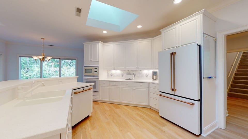 Kitchen with GE Cafe Appliances