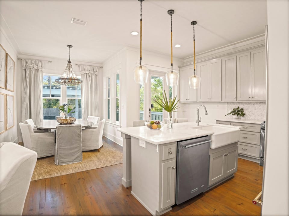 Kitchen - Floor 1