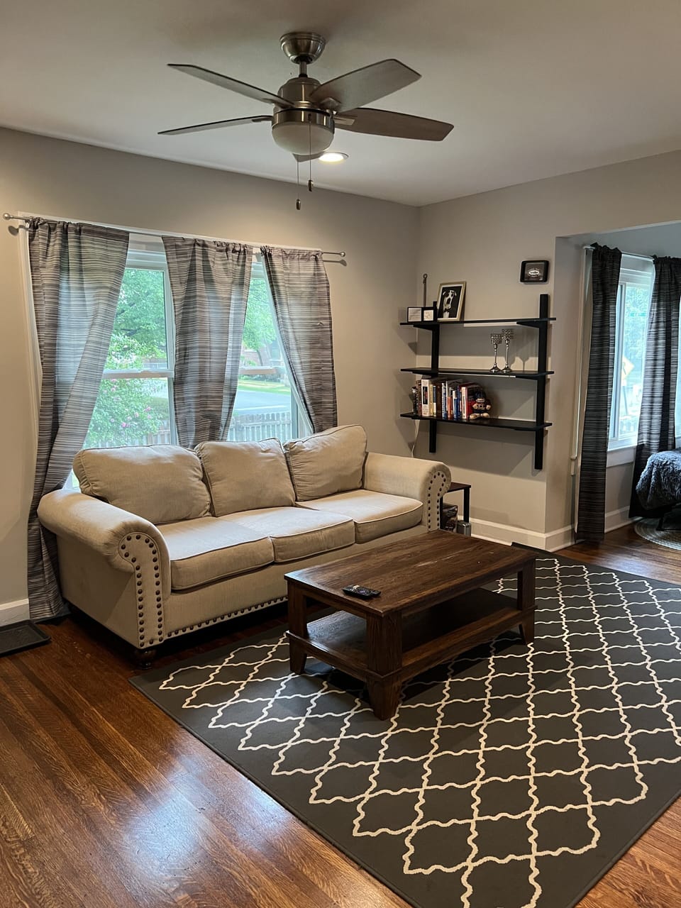 Entry living room