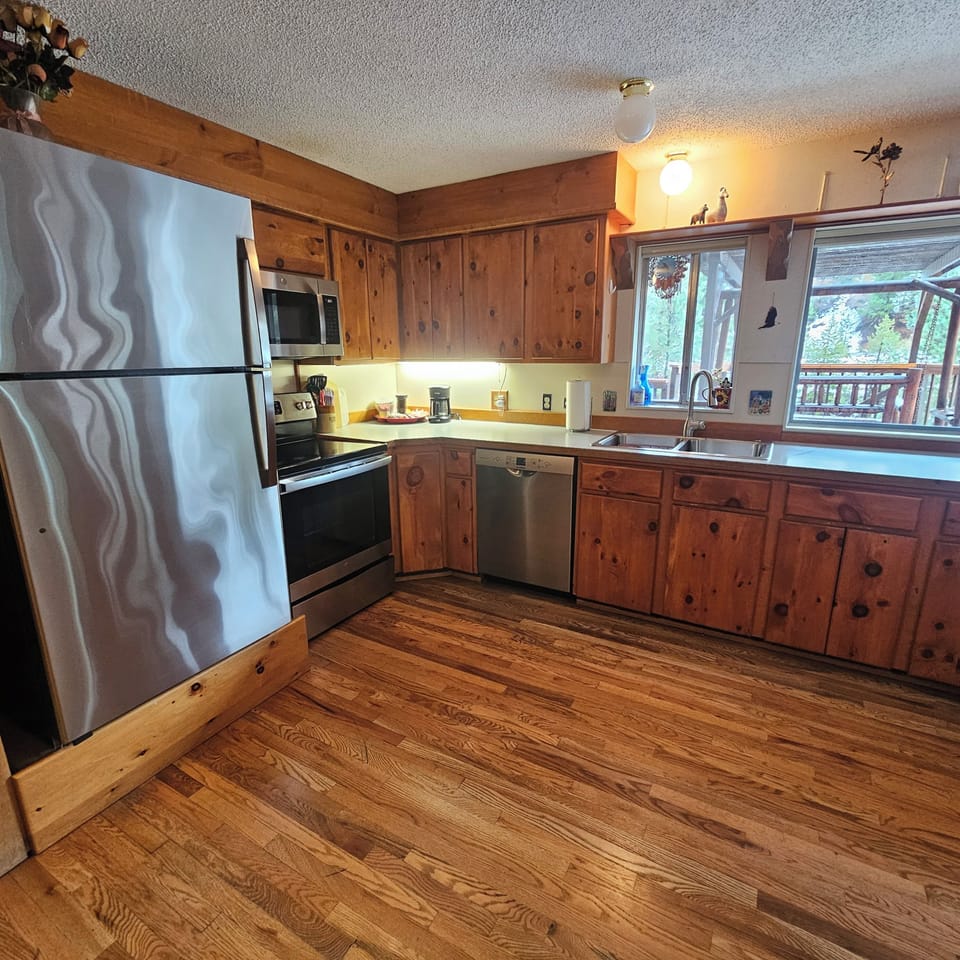 Full Kitchen