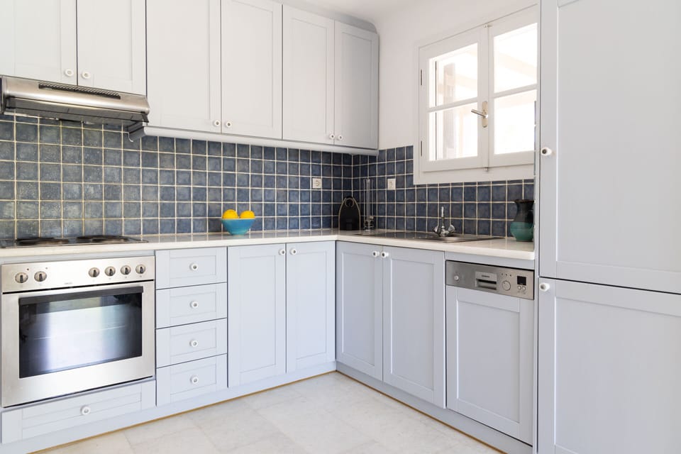 Well equipped kitchen