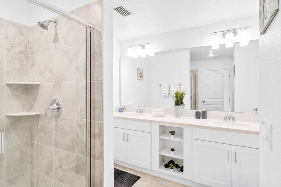 Master bathroom with shower!#Disney #Parks #StoreyLake #Apartment #Vacation #Rental #Kissimmee #Orlando