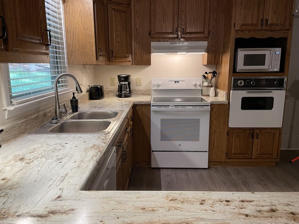 Kitchen with all new appliances and countertops