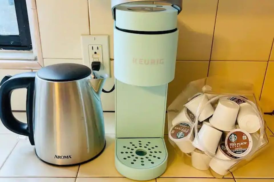 Free coffee and all the essentials you will need in the kitchen