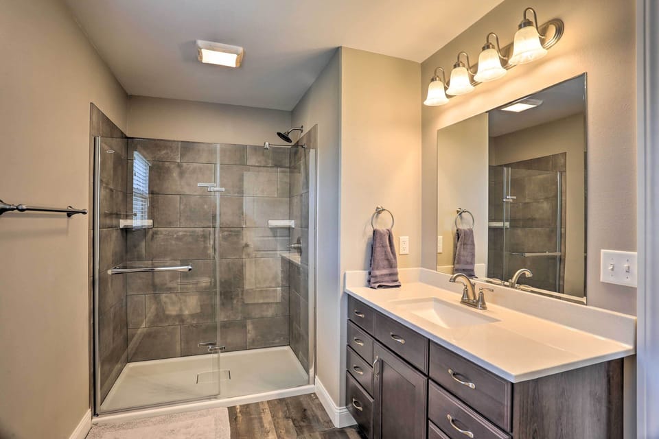 Full En-Suite Bathroom | Complimentary Toiletries