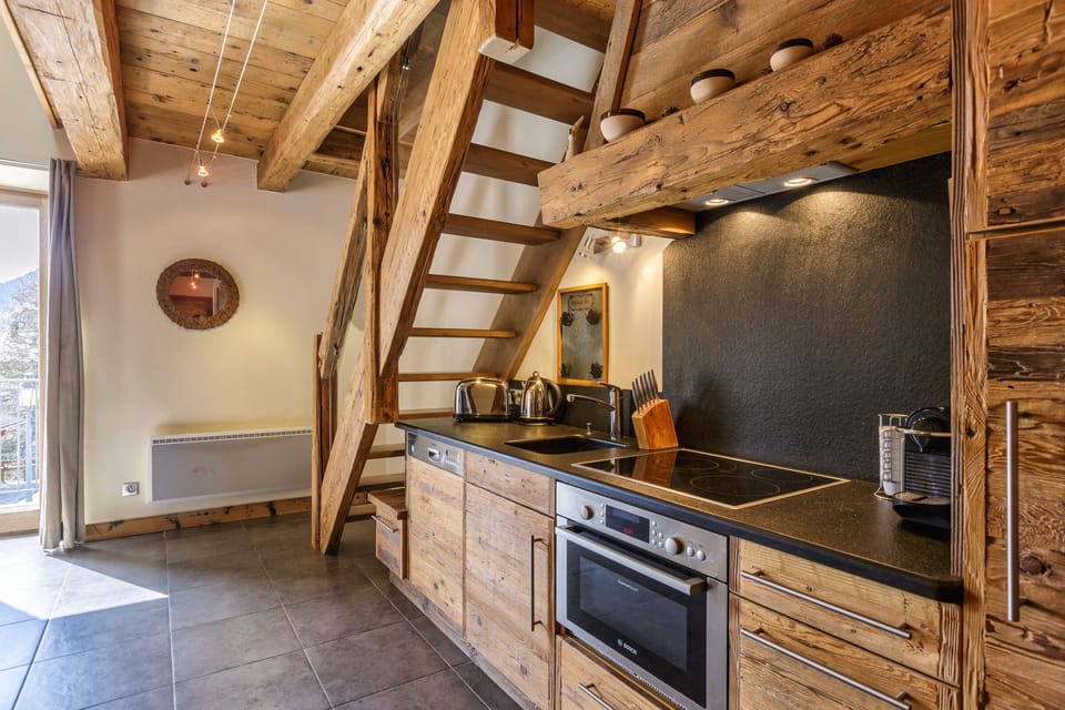 Fully equipped kitchen