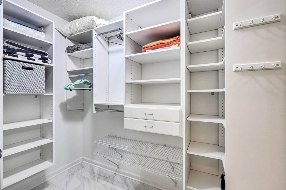Walk-In Closet