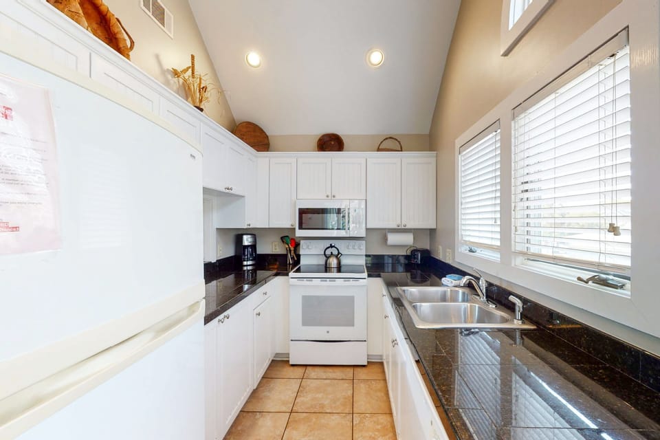 2256-Rolling-Dune-06192023_160646