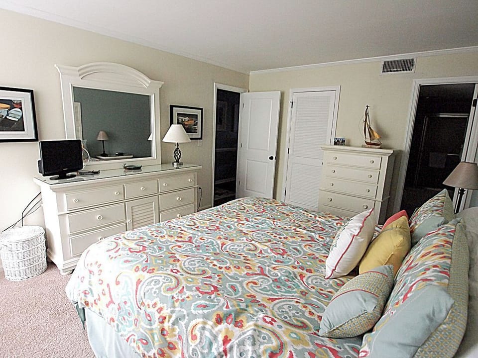 9e4e211c-a226-47ed-9af0-6e2c93d1489e