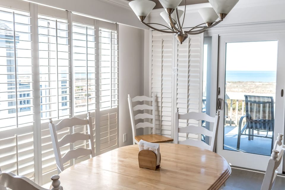 9d34ef8e-4f82-4700-a819-d250fd9963a4