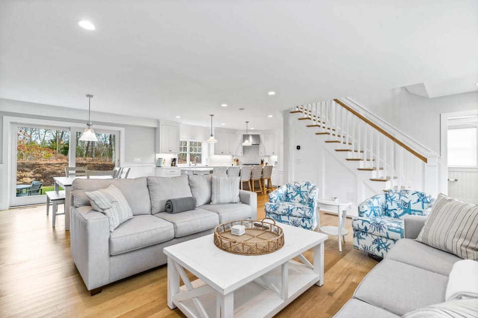 Living Room (3)