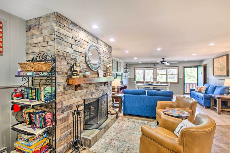 Red River Vacation Rental | 2BR | 2BA | 1,200 Sq Ft | Access Only By Stairs