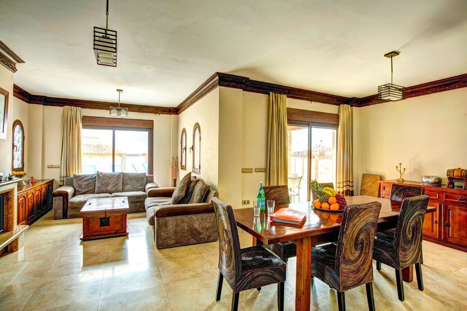 Villa Ramos Lara image