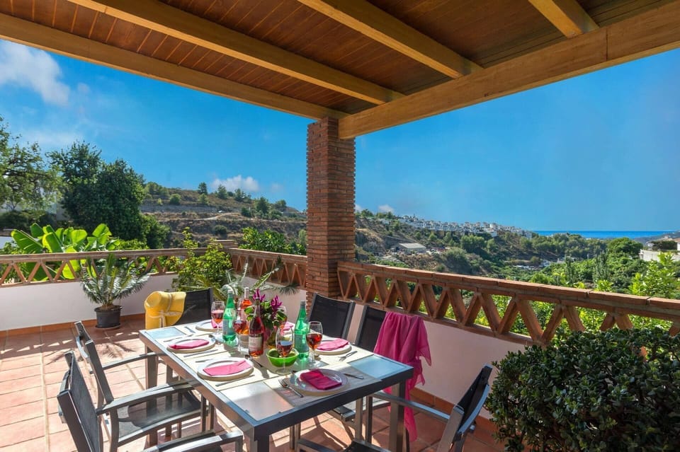 Villa Emilio Sol image