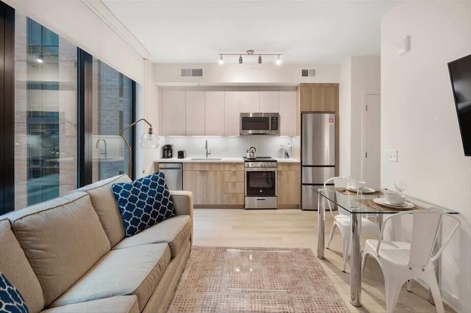 Noma Washington 1 Bedroom Living Room