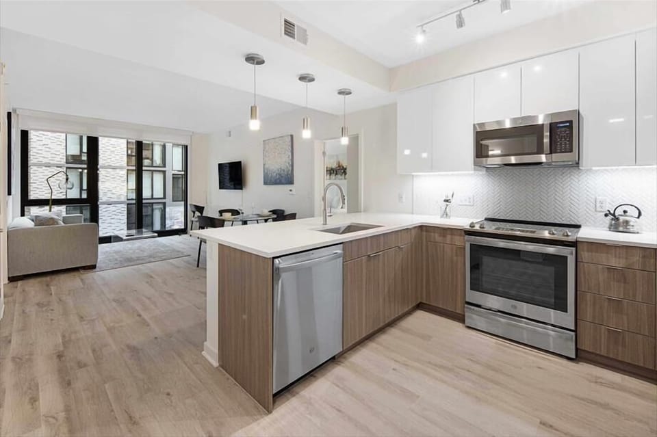 Noma Washington 2 Bedroom Kitchen