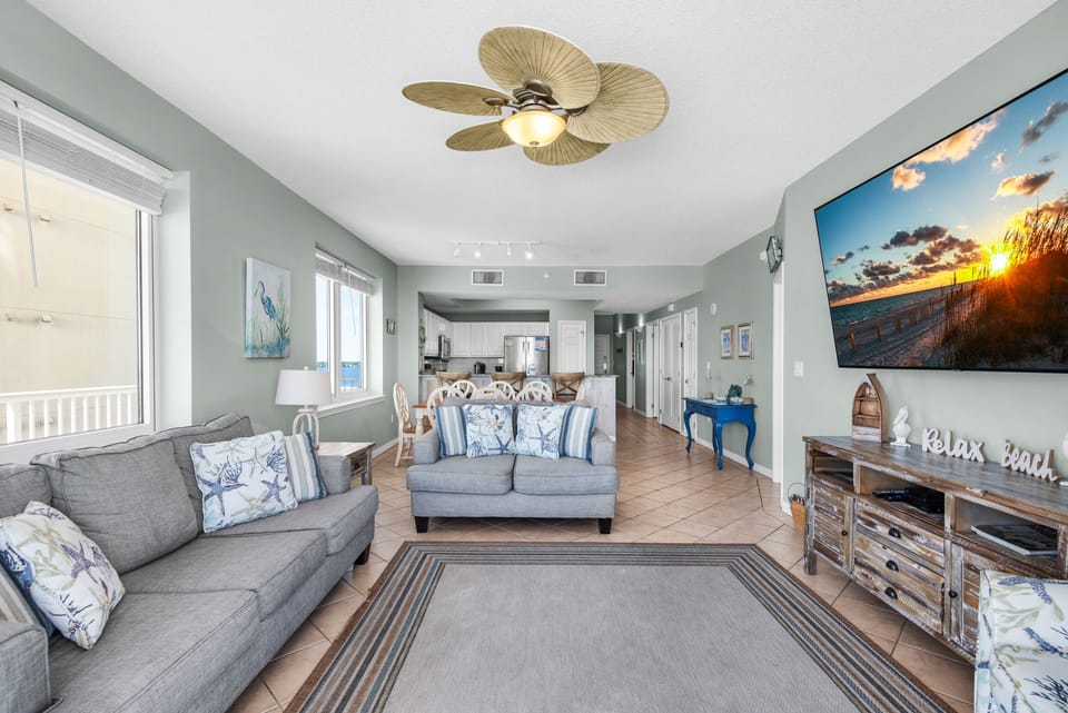 Living room to kitchen view