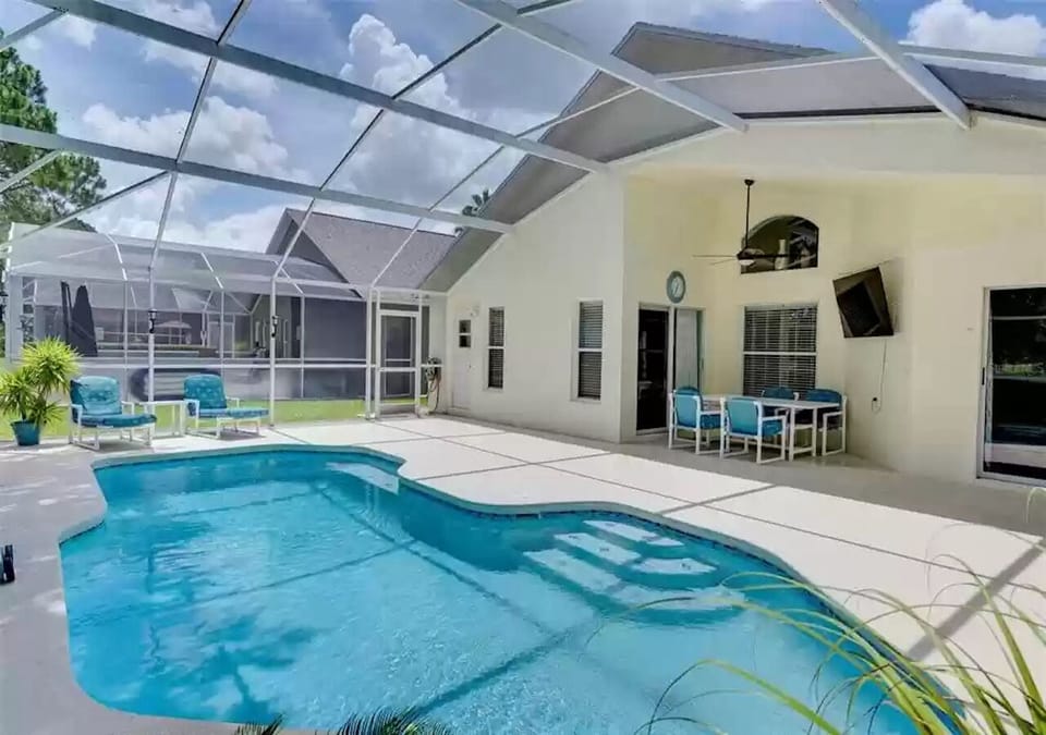Pool area