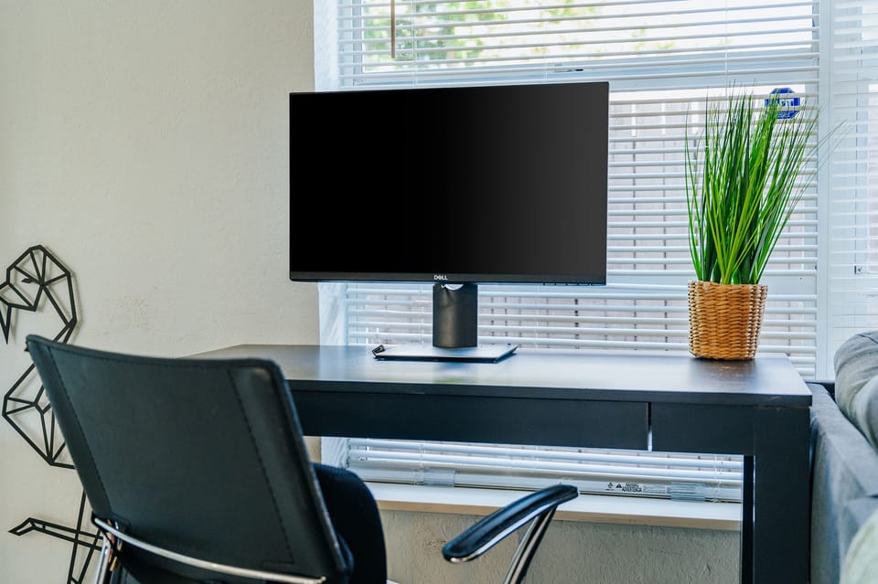 Working from home? Take advantage of our monitor & super fast internet (300mbps)