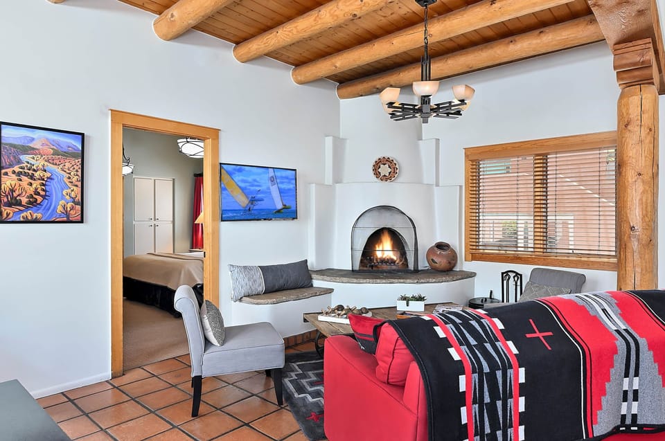 Unit 70 - Living Area (1)