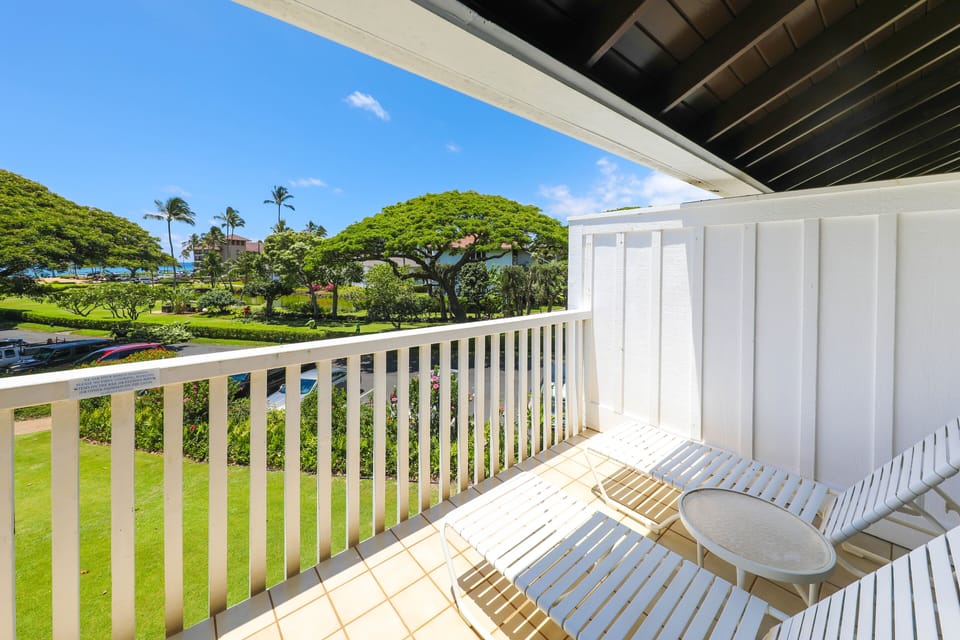 Lounge chairs to relax in and enjoy views from the lanai.