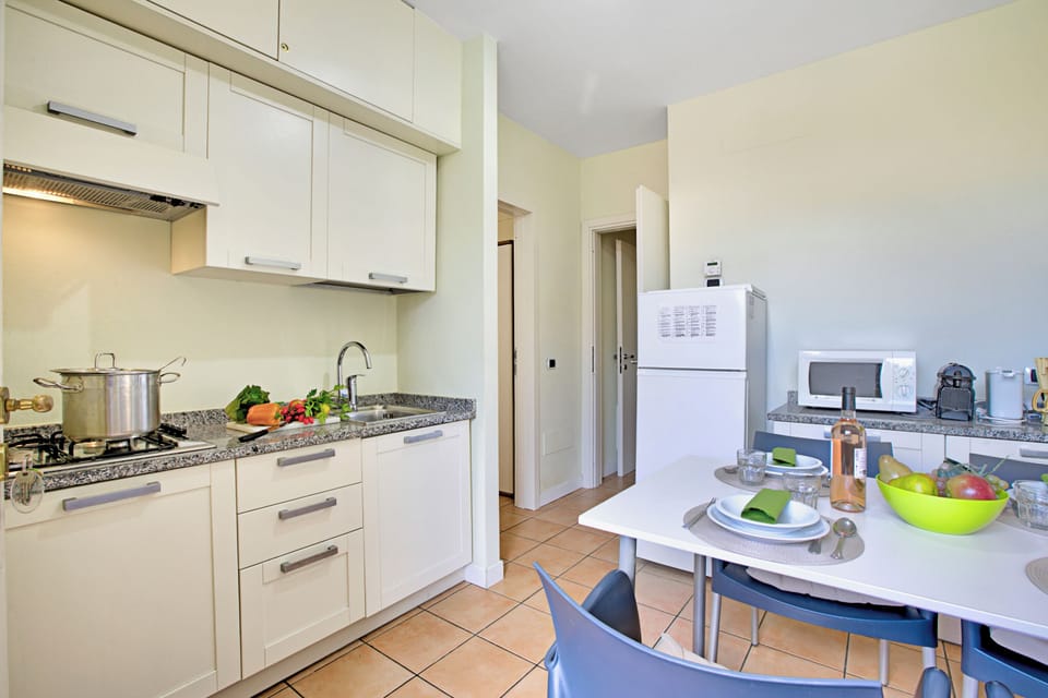 Kitchen and dining area