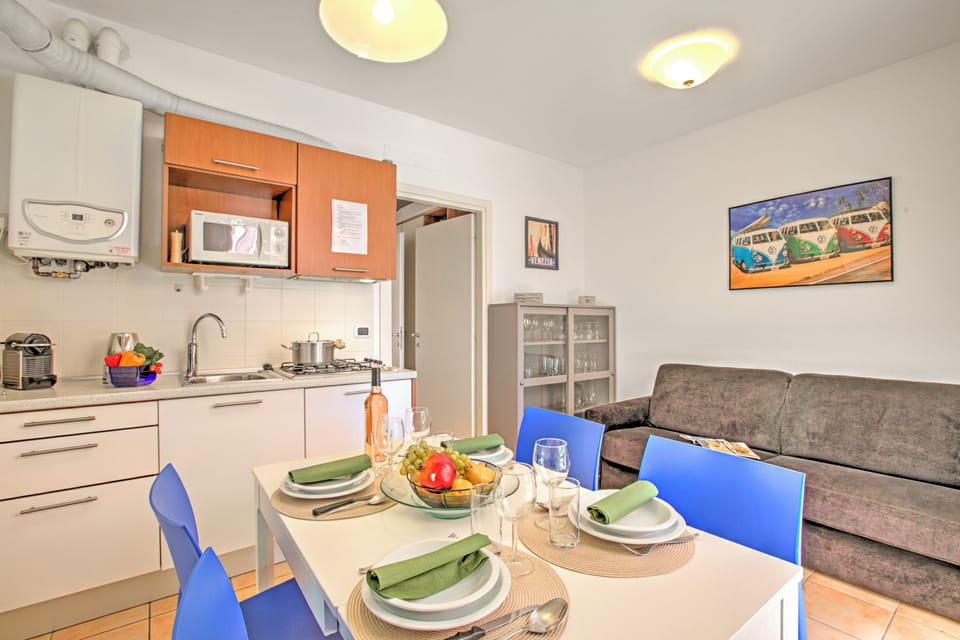 Kitchen and dining area