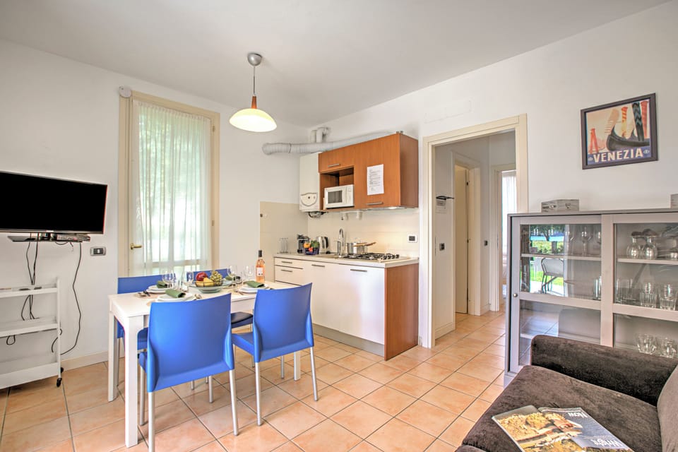 Living and dining room