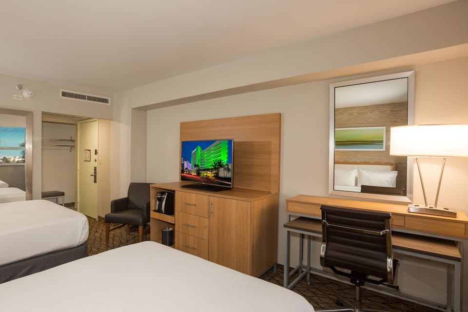 Unit with 2 Double Beds